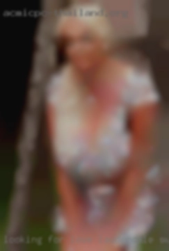 Looking for love and Lauderdale swinger fwb.